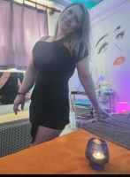 Rea erős kezű masszőz  érint 3. Ker. 